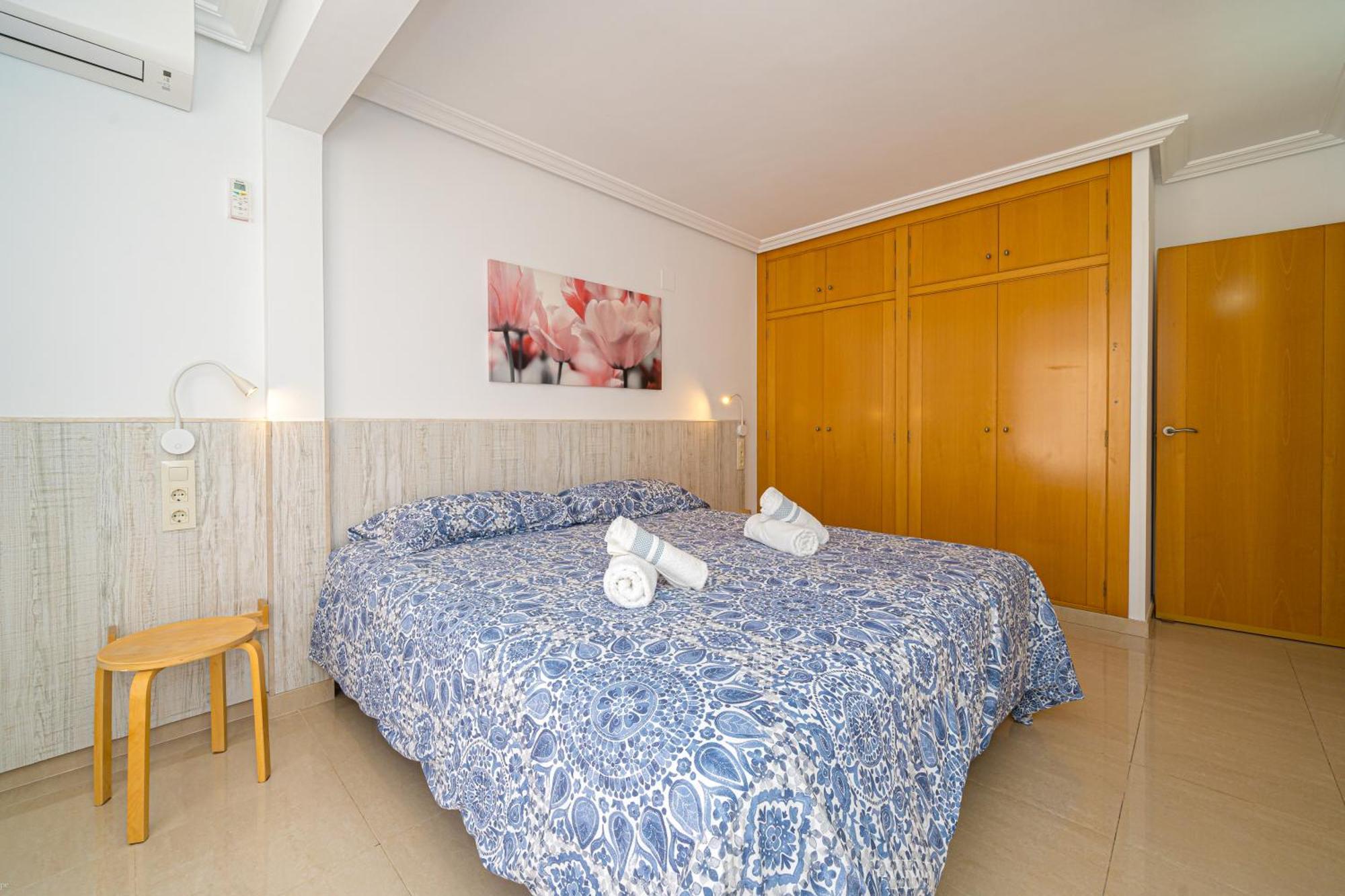 Front Line Apartment Jakarta 2 El Campello Eksteriør bilde